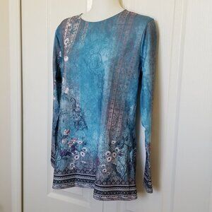 NWOT! Colorful Womens Long Sleeve Pullover Tunic Top with Crew/Scoop Neck